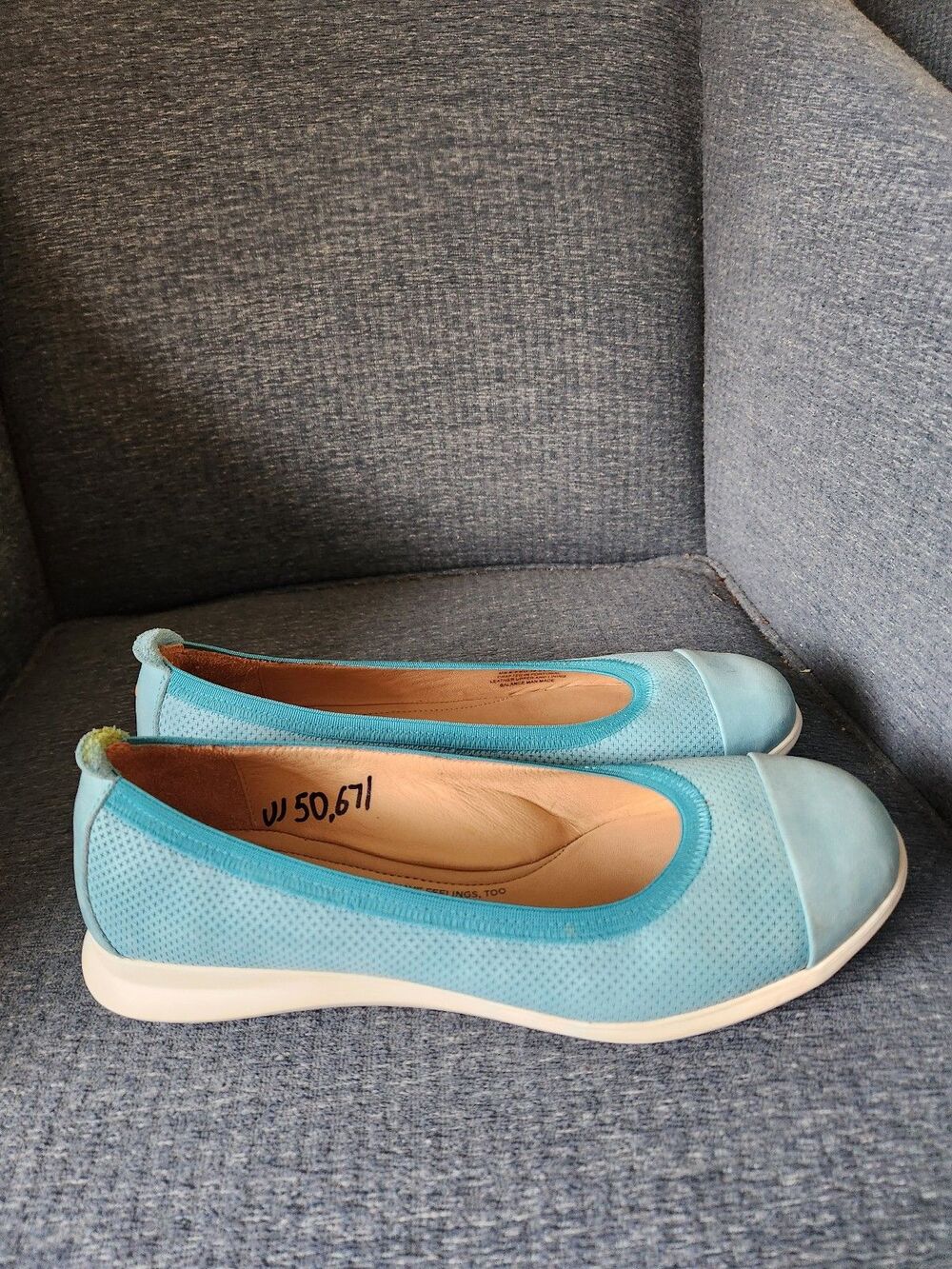 Samuel Hubbard Aqua Blue Leather & Suede Slip-on Flats Size 8.5